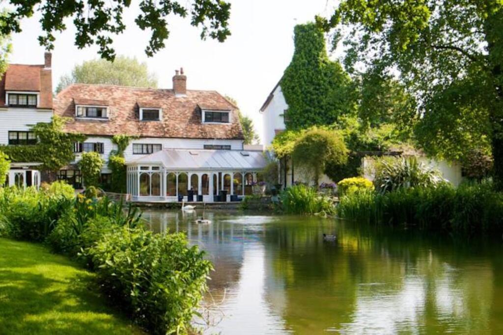 Entire Thatched Cottage Melbourn Exterior photo